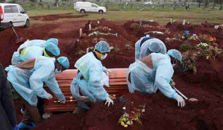 Colombia entre los países con más muertes por Covid.