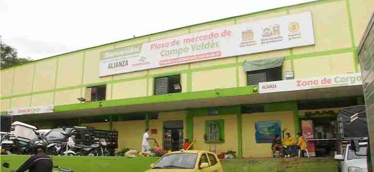 Plaza de Mercado de Campo Valdés fue declarada como libre de extorsión.