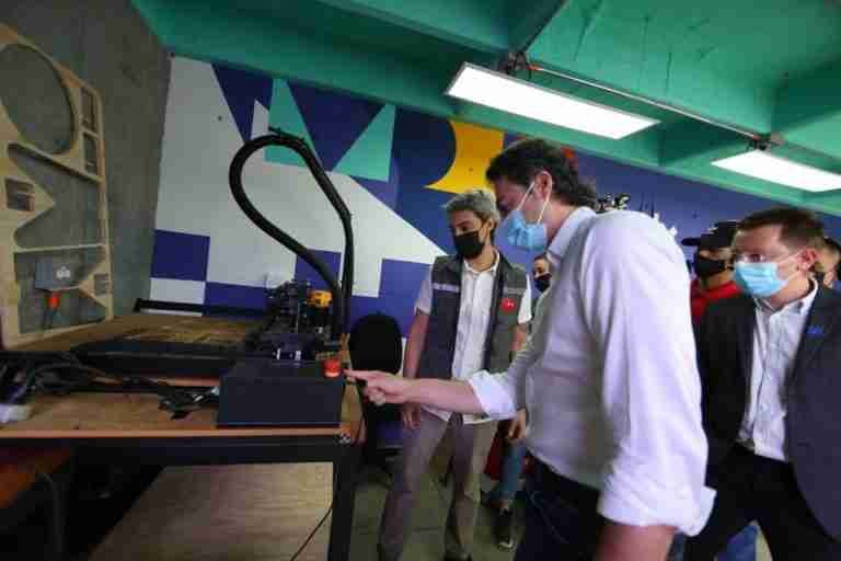 Medellín inauguró el primer centro del Valle del Software.
