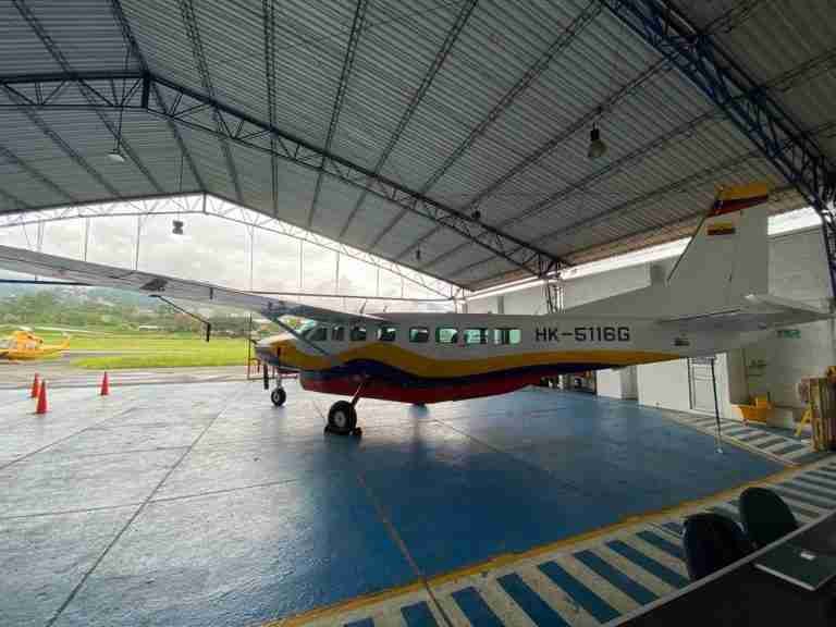 ¿Cuál es la historia de los aviones que quiere vender la gobernación de Antioquia?