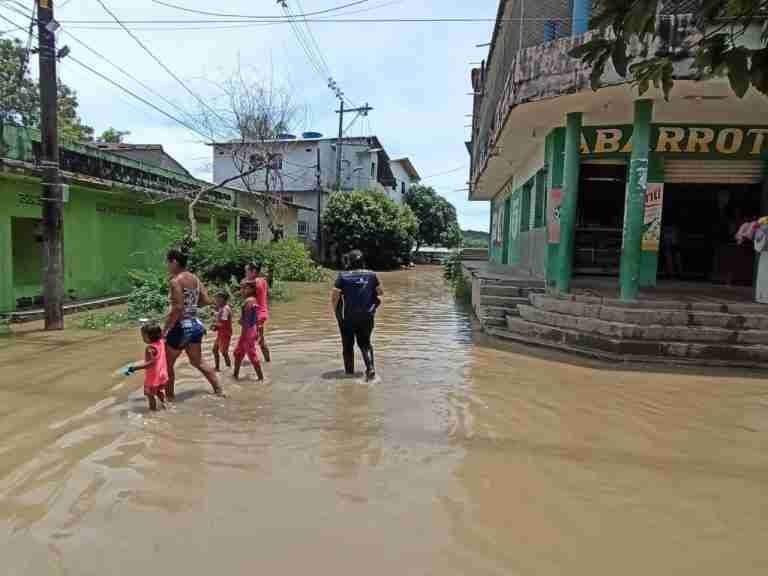 Emergencia en Nechí, fuertes lluvias dejaron 17 barrios y 3 corregimientos inundados