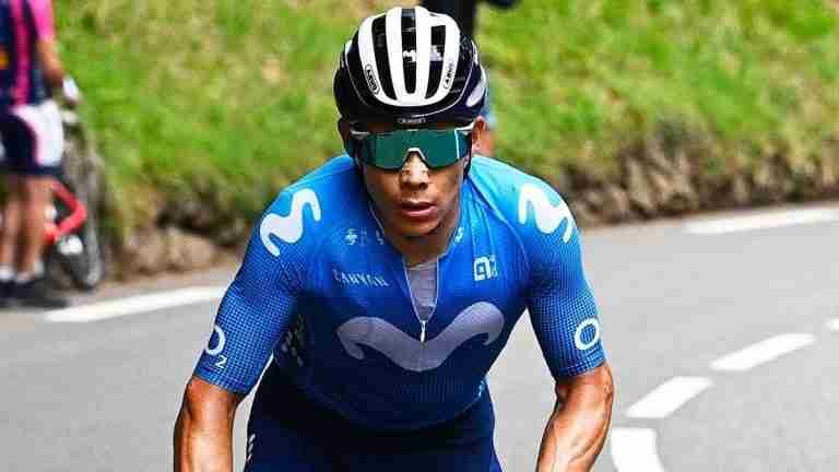 Miguel Ángel López se puso la capa para ganar la etapa 18 de la Vuelta España.