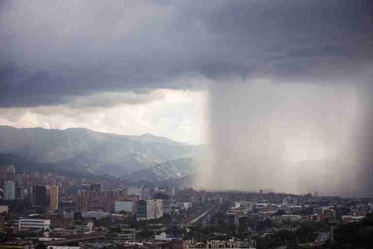 Medellín podría tener incremento de lluvias en un 70%