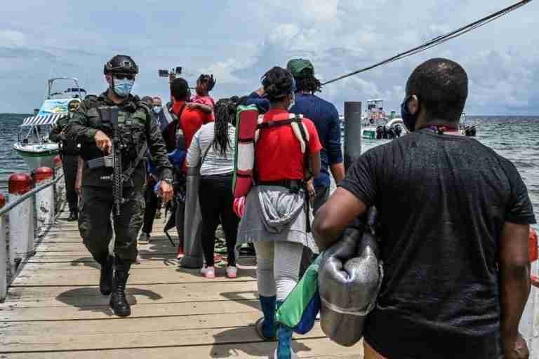 Continua emergencia en Necoclí por población migrante