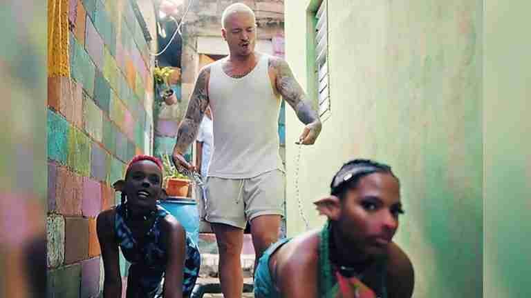 El regaño de la mamá de J Balvin por la canción «Perra»
