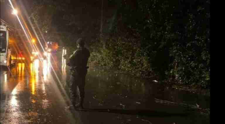 Una mujer muerta y 5 personas heridas deja atentado con explosivo en la vía a Medellín