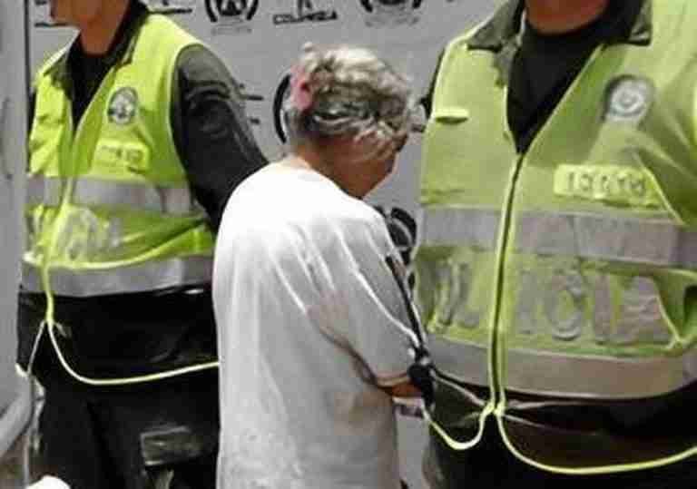 Abuela detenida por presuntamente robar tres libras de arroz