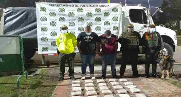 Capturados en Santa Elena con 25 kilos de cocaína