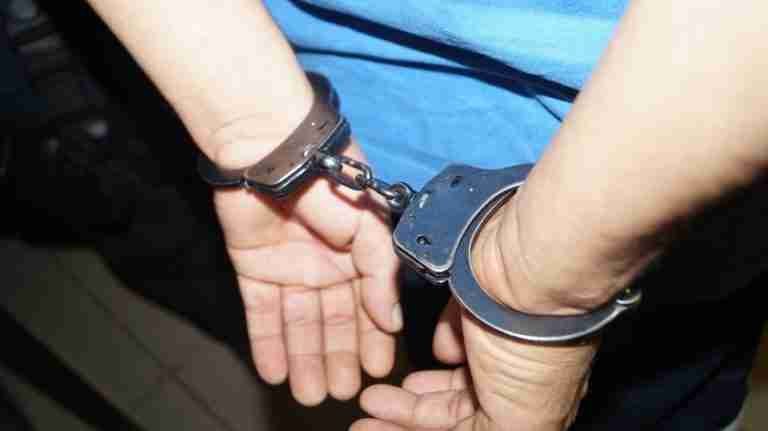 A la cárcel dos hombres que se identificaban como «Los de la Vuelta» para extorsionar