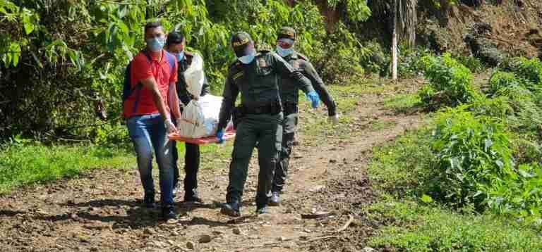 Con señales de tortura, hallaron dos cuerpos sin vida en el municipio de Caldas