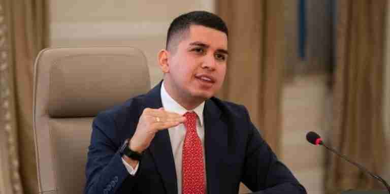 Importantes cifras tras renuncia del ministro de Vivienda