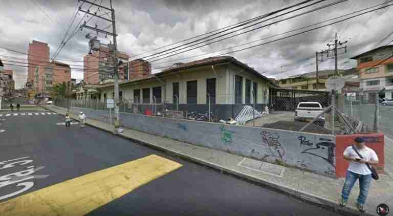 Ladrones se robaron 26 computadores de un colegio en Caldas