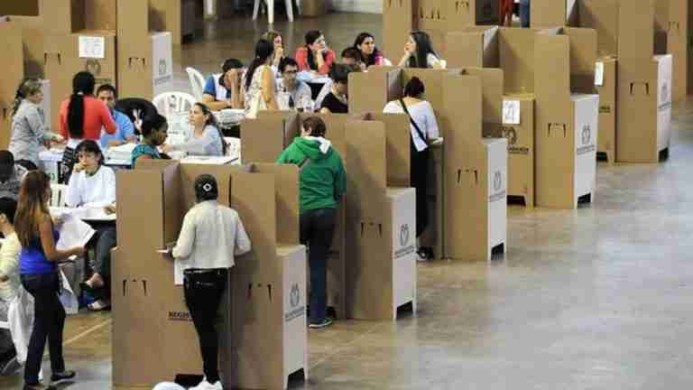 4.854 mesas de votación en Medellín