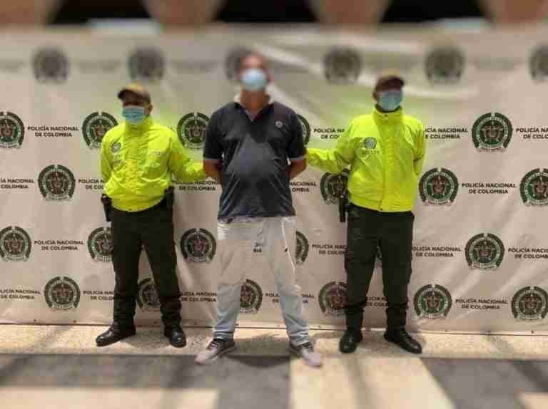 Capturado taxista que presuntamente habría robado y apuñalado a su pasajera