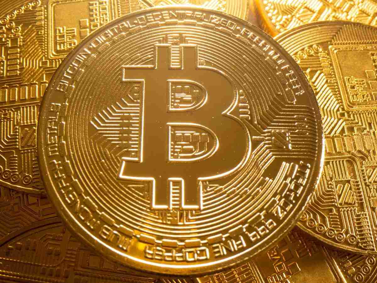 Bitcoin cae debajo de los US$41 mil