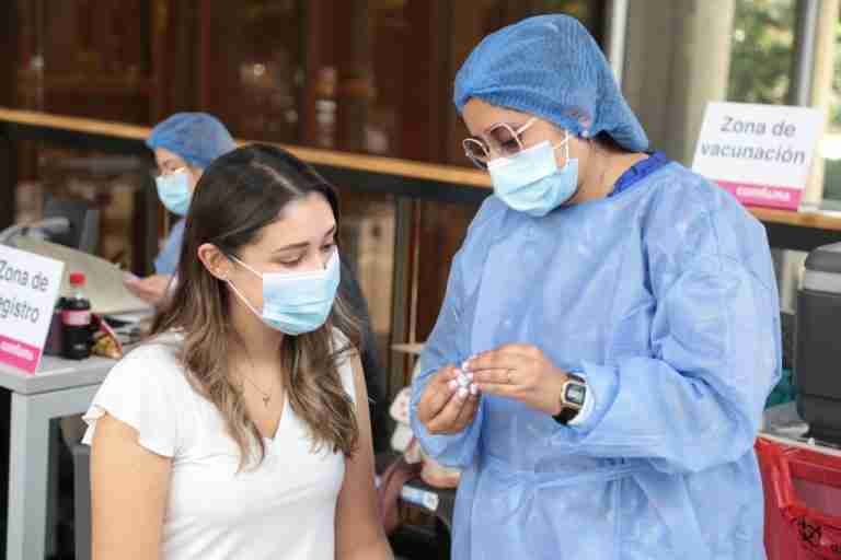 Medellín ya cumple con los requisitos para quitarse el tapabocas