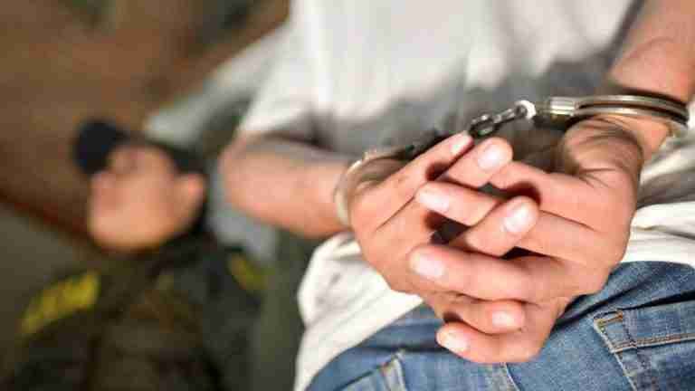 A la cárcel joven señalado de haber secuestrado y abusado, con otros dos hombres, a una menor de edad en Medellín