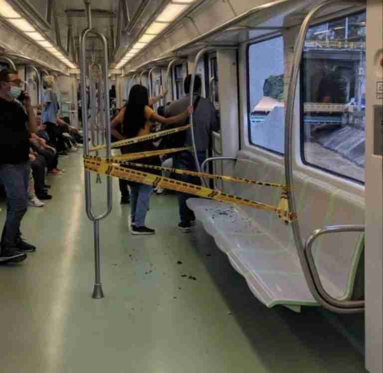 Vándalos tiraron piedras a trenes del Metro