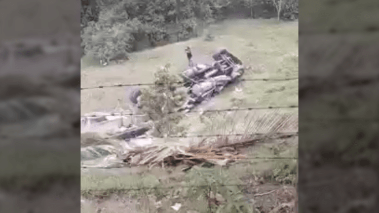 Así quedó el vehículo del trágico accidente en la autopista Medellín – Bogotá