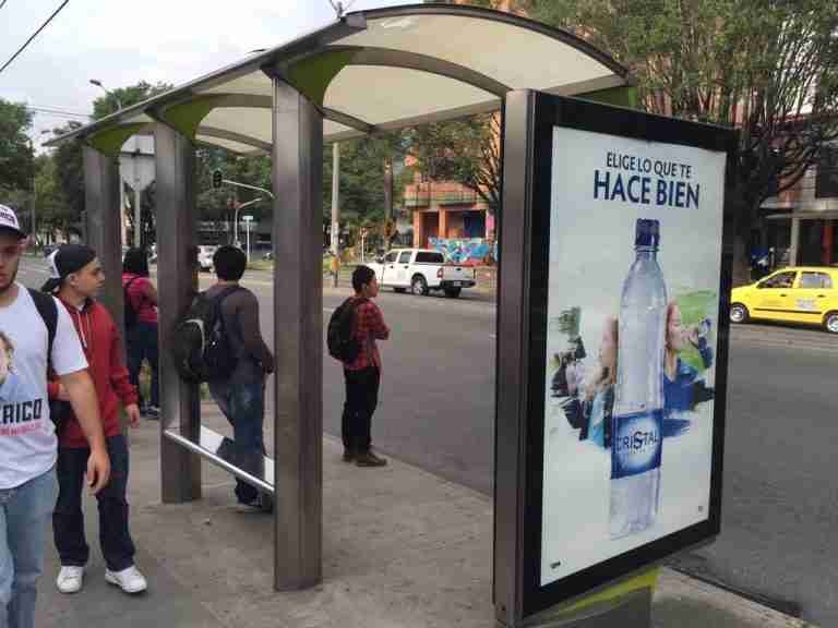 Conconcreto se quedó sin el negocio de la publicidad en los paraderos de buses en Medellín