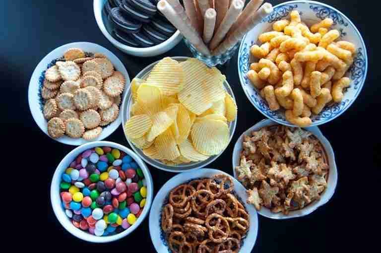 Los que pagarán más: las bebidas azucaradas y los alimentos ultraprocesados