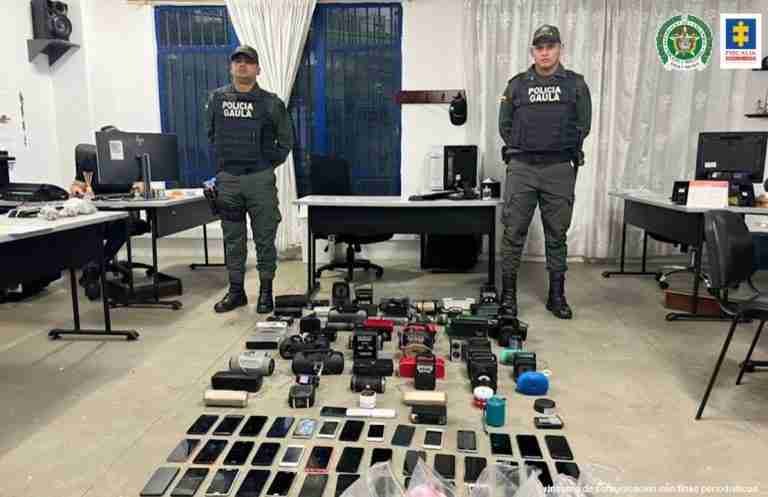Operativos en la cárcel El Pedregal de Medellín permitió la incautación de 50 celulares