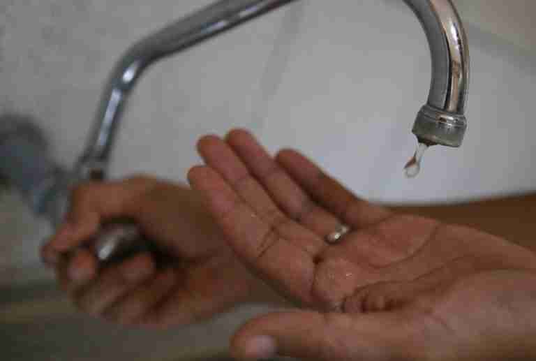 ¡PREPÁRESE! Van a quitar el servicio de agua en sectores de Medellín e Itagüí