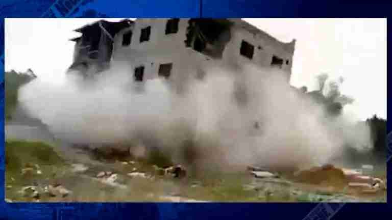 Se desplomó edificio en Guarne