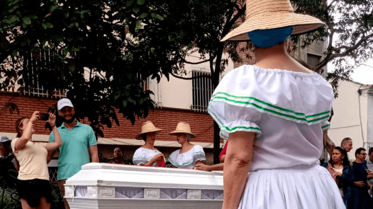 Docentes de Antioquia otra vez en paro