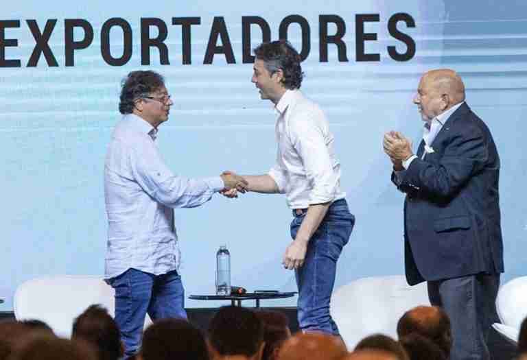 Quintero pide inversión para Medellín al presidente y al gremio empresarial