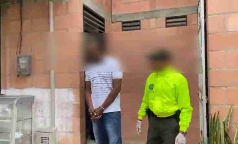 Capturan profesor señalado de abusar sexualmente de varios de sus estudiantes