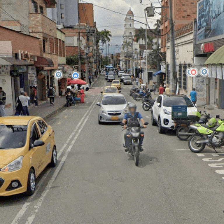 Disfrazados de vigilantes, se robaron un carro de valores en Envigado