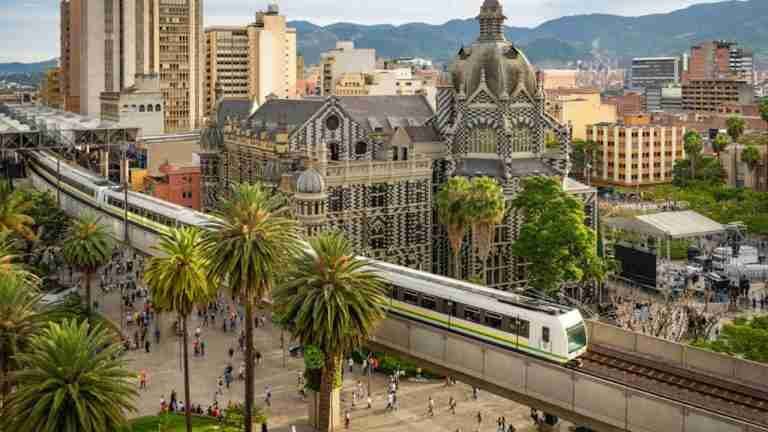 Finanzas de Medellín ahogadas por el dólar
