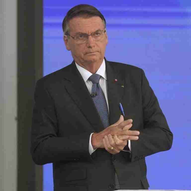 Apareció Bolsonaro