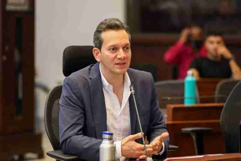 Concejal Ramos denuncia “alianza corrupta” entre la Alcaldía y la Fiscalía