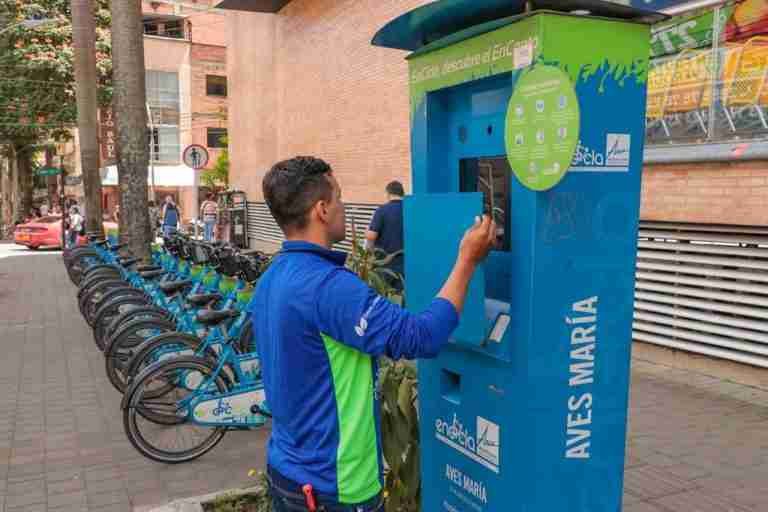 Vuelven a funcionar cuatro estaciones de Encicla que habían sido vandalizadas