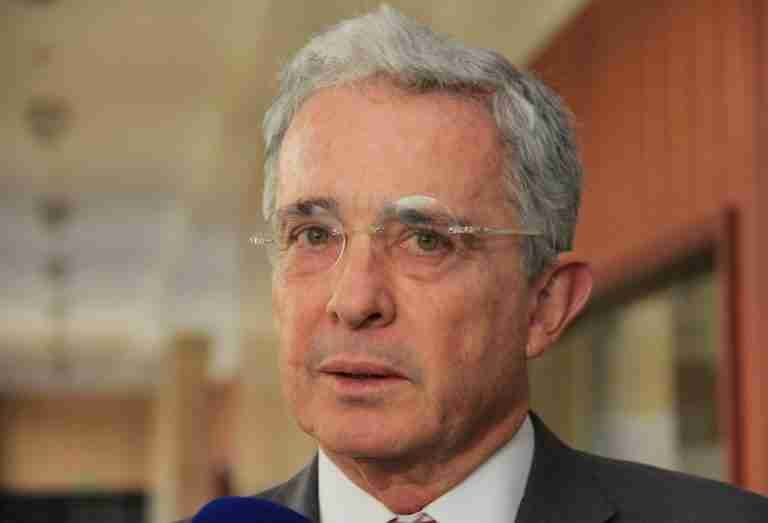 No habrá investigación en contra de Uribe