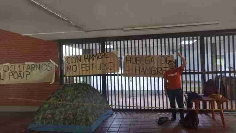 Estudiantes entran en huelga de hambre en UniValle