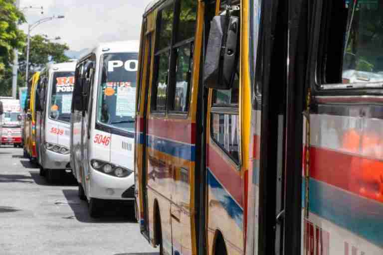 Por inflación, la tarifa de transporte podría subir hasta los $3.000