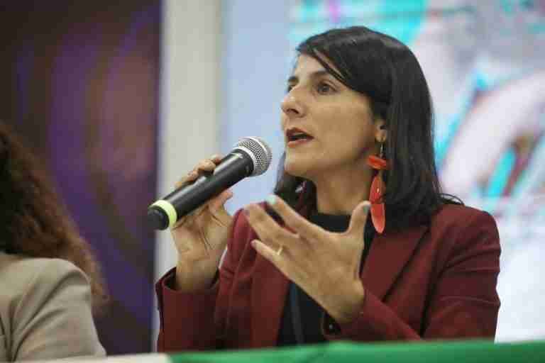 Moción de censura. Irene Vélez al banquillo