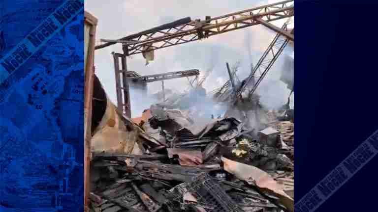Consumidas por el fuego quedaron dos empresas en Envigado