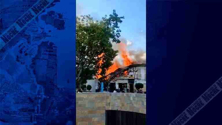 Última Hora: voraz incendio en el parque principal de Rionegro