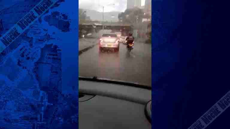 Otro deprimido se inundó este lunes en Medellín