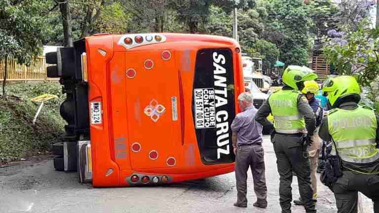 Accidente de bus en Aranjuez deja 11 personas lesionas