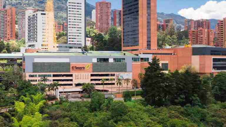 El Tesoro comenzará a cobrar parqueaderos desde abril