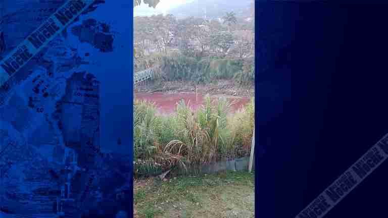 Denuncia ciudadana: el Río Medellín resultó de color rojo esta mañana