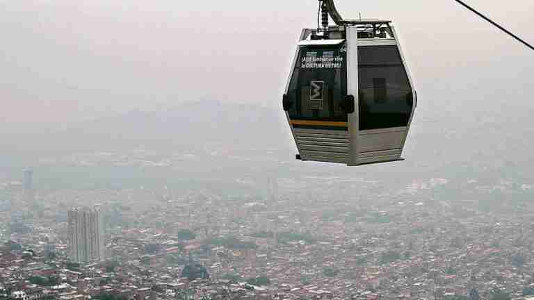 Primera contingencia ambiental de calidad del aire en el Valle de Aburrá