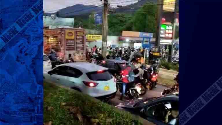 Caos de movilidad en el sur por protestas de la comunidad