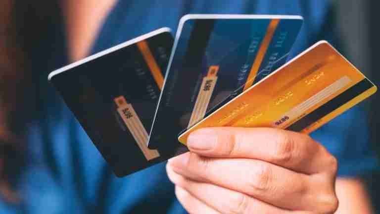 Las tarjetas de crédito no son necesarias para tener historial crediticio en Colombia