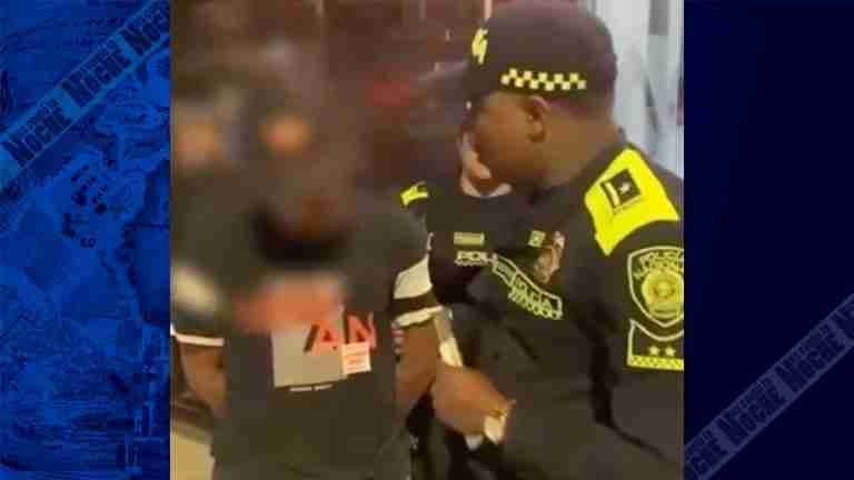 Hombre capturado por alterar cajero automático en La América